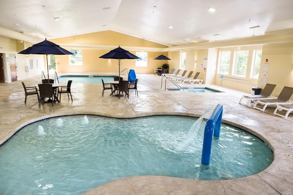 Comfort Geneva East 3* Lake Geneva