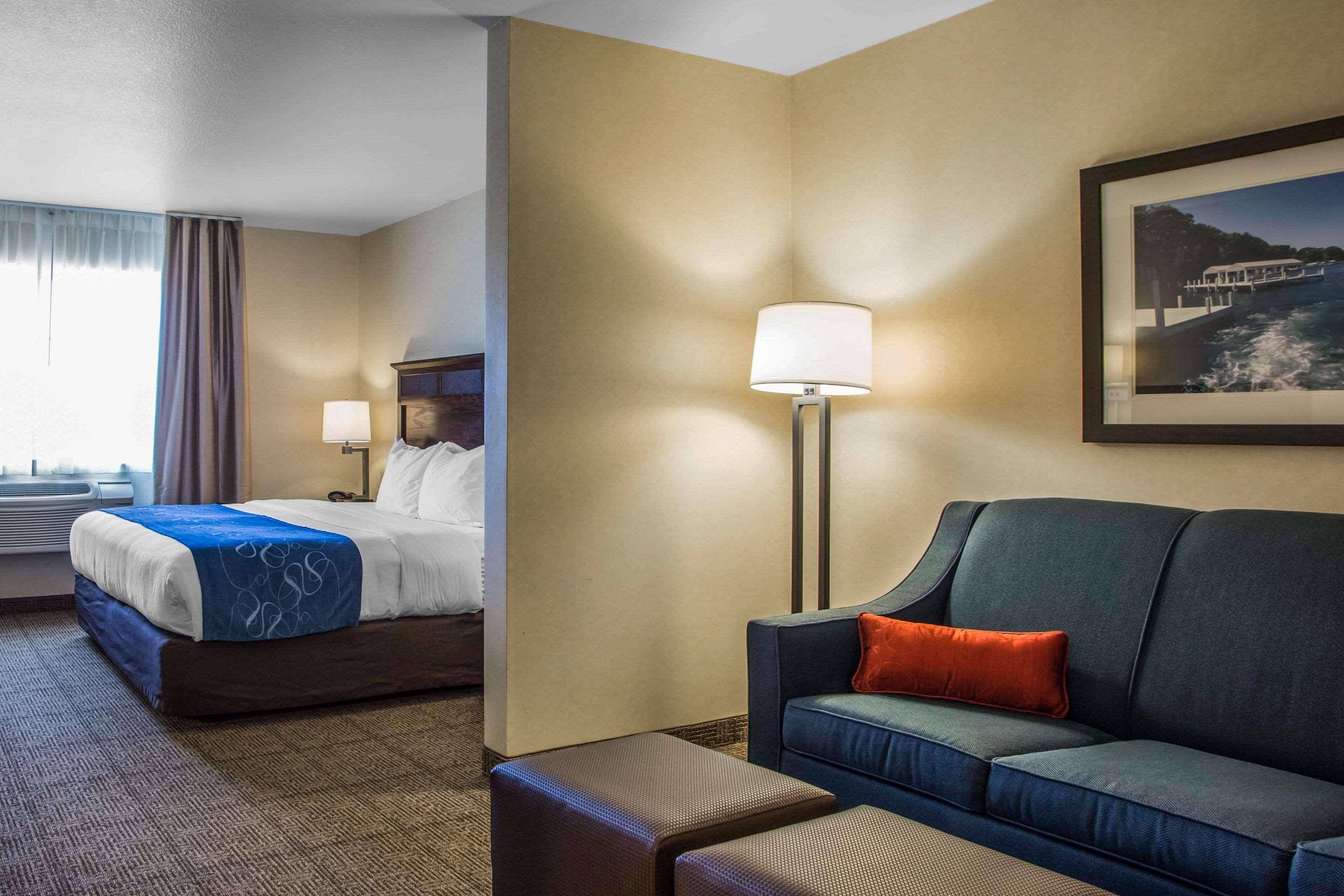 Comfort Geneva East Hotel